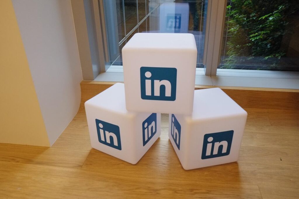 LinkedIn advertising
